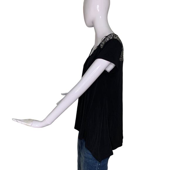 Jaclyn Smith Blouse Short Sleeve Black Asymmetric Sequence on Back Size M - Picture 6 of 10